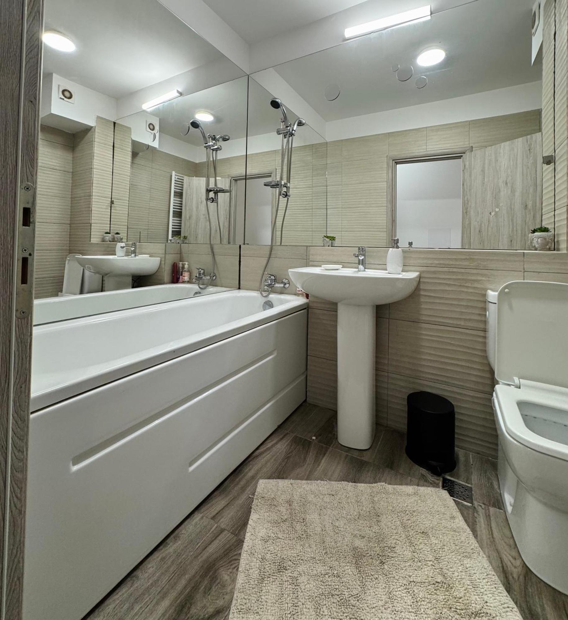 Apartment Solar D3, Private Parking, One Bedroom Bucureşti Eksteriør bilde